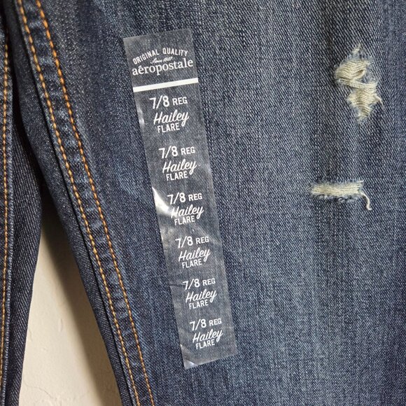 Aeropostale Hailey Low Rise Flare Jean Slim Fit Blue Size Womens 7/8 Regular NEW - Picture 3 of 11